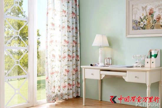 無限創(chuàng)意節(jié)省空間 溫馨書房必備三寶