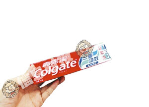 云南白藥功效門(mén)背后:高端功效牙膏戰(zhàn)火升級(jí)