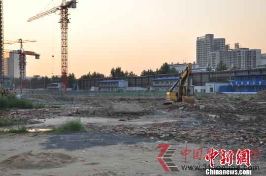 施工現(xiàn)場(chǎng) 齊永 攝 施工現(xiàn)場(chǎng) 齊永 攝